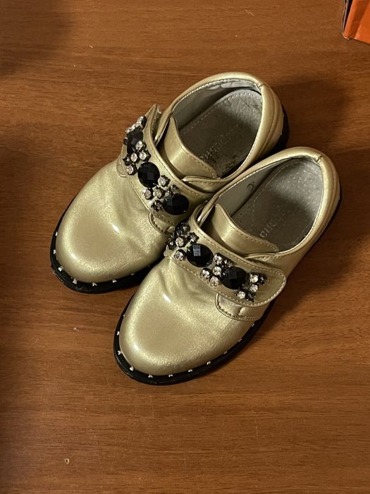 Обувь девочке