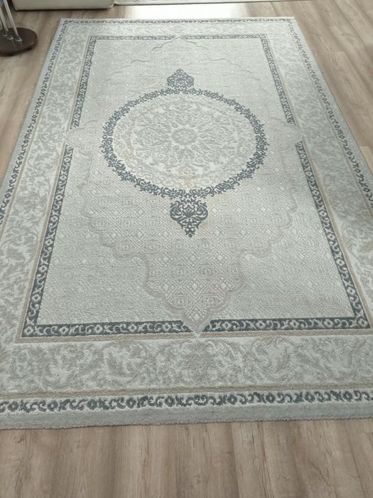 Продам ковер 2*3