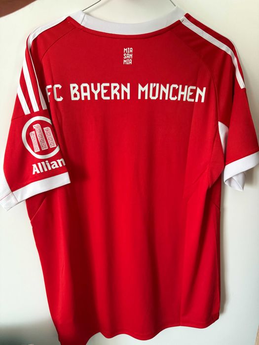 Tricou Bayern Munchen sezonul nou fotbal