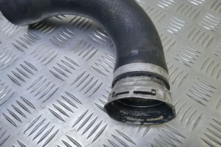 Furtun Intercooler 2.2 tdi Toyota Avensis a 2-a generatie T25 (faceli