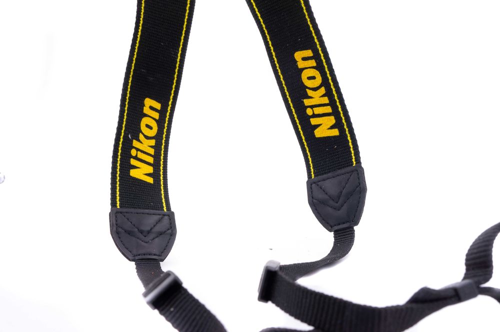 Curea de umar Nikon