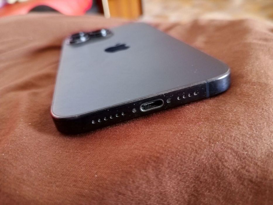 Айфон 15 про макс 256 гб