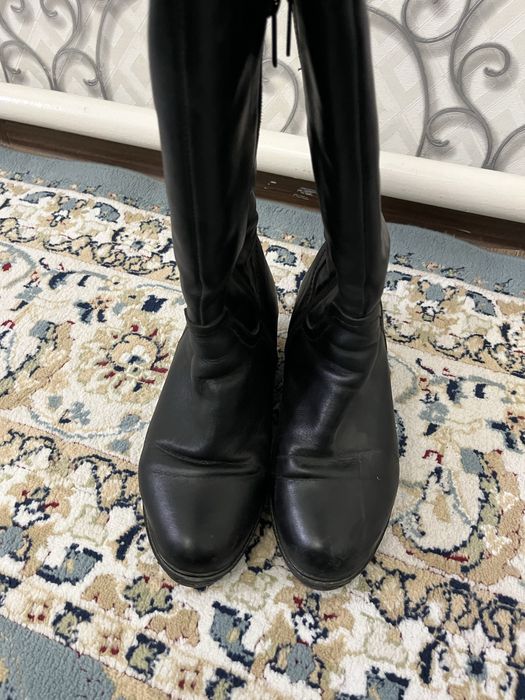 Продаются ботинка,натуральный кожа