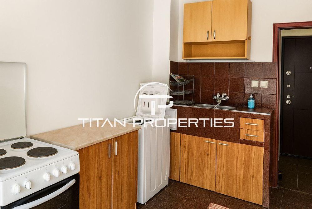 Дава се под наем Двустаен апартамент в Варна, Автогара - 45 кв.м за 375 € - Снимка #1