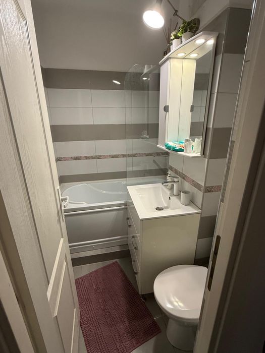 Apartament 2 camere semidecomandat