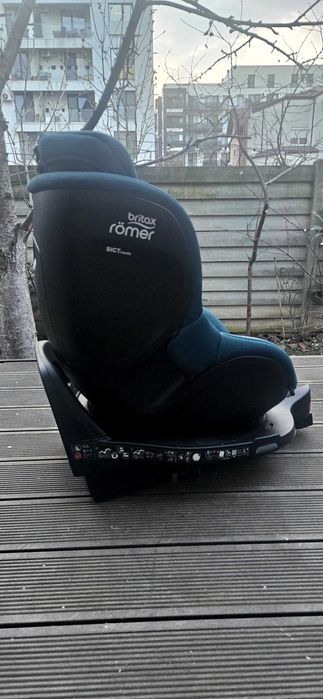 SCAUN AUTO COPII Britax Romer - Dualfix 5Z cu Baza Flex 5Z