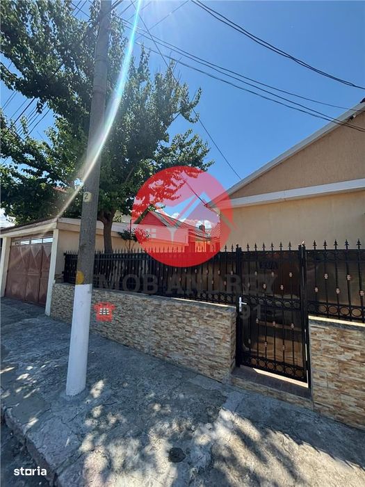 Casa centrala Tulcea, 2 corpuri, garaj, gata de mutare