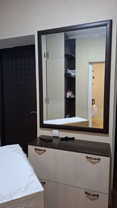 Продам зеркало в отличном состоянии