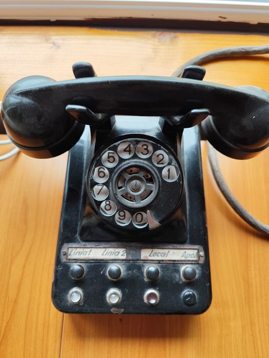Telefon cu disc din ebonita culoare negru cu 4 linii 1967