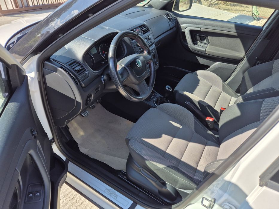 Vând Skoda Fabia Monte Carlo Edițion 1,2 Tsi //Benzină//Imp Germania