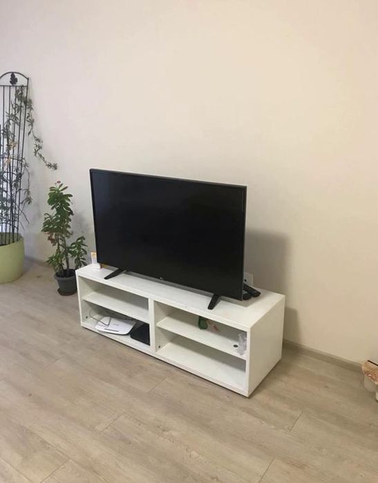 Дава се под наем Тристаен апартамент в София, Витоша - 112 кв.м за 950 € - Снимка #2