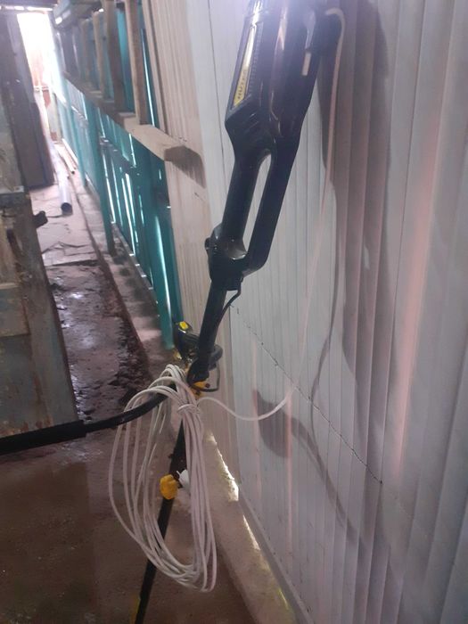 Продам триммер эл.