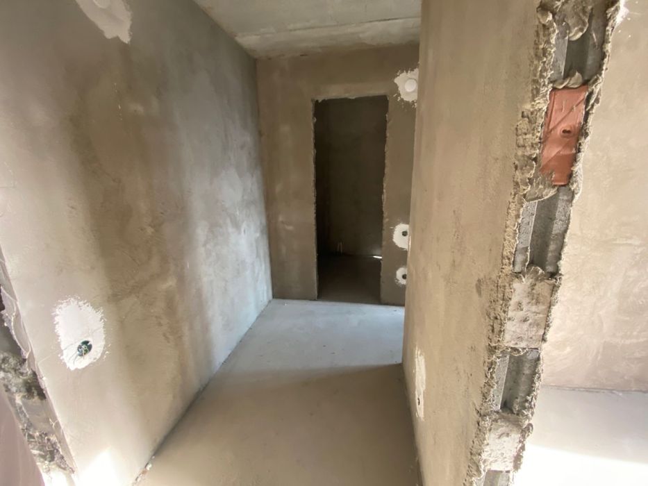 Продам 2-ком кв на Алтын орда