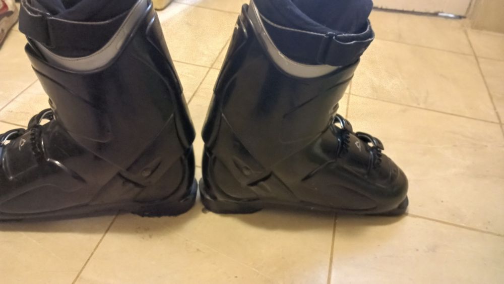 Ски обувки rossignol