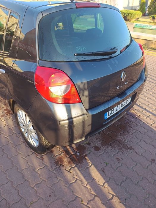 Продавам  Reno Clio