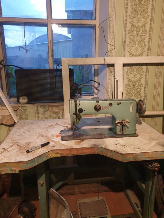 швейная машина продаётся