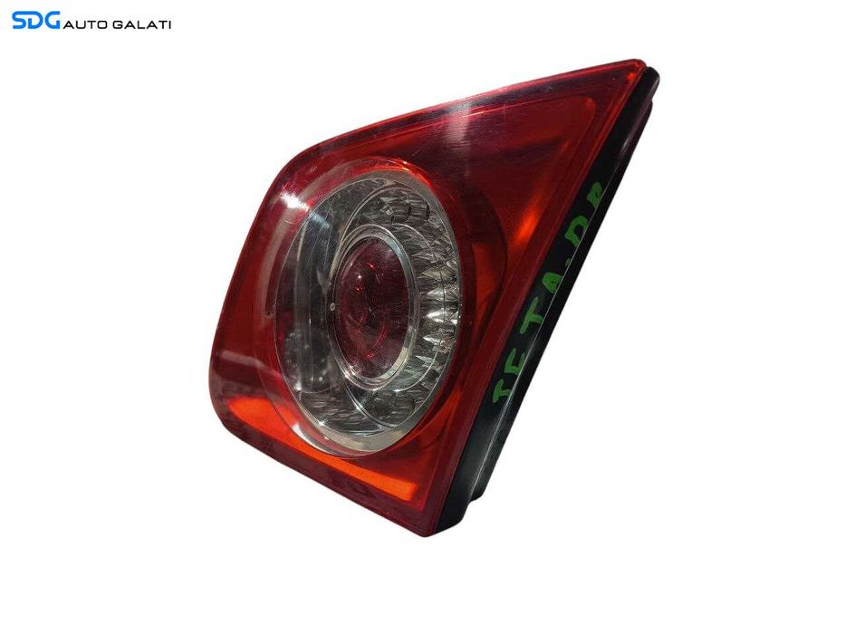 Stop Lampa Tripla Dreapta Led de pe Haion Volkswagen Jetta 3 2005 - 2010 Cod 1K5945094 [L7118]