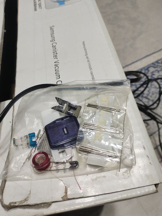 Швейная машина Зингер