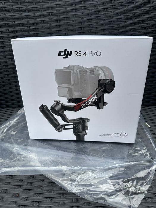 Чисто Нов Стабилизатор DJI RS 4 PRO 3 оси Gimbal