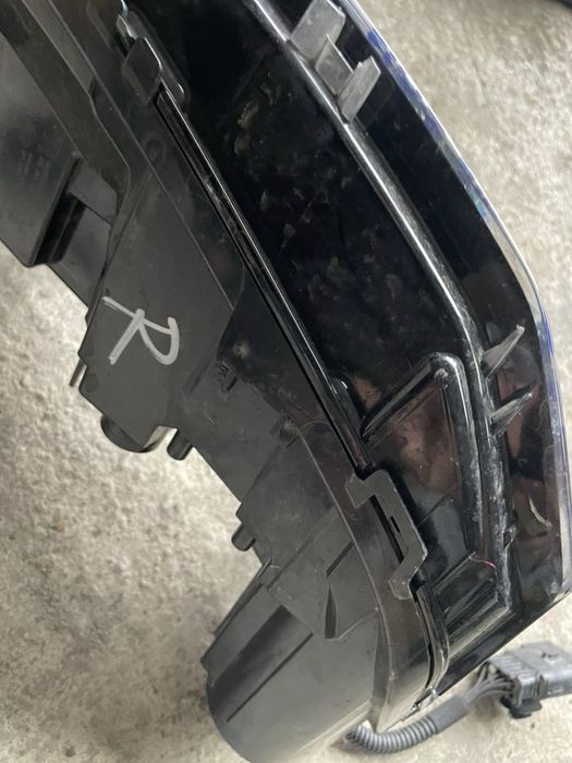 Десен фар за Peugeot 308 (2025”)