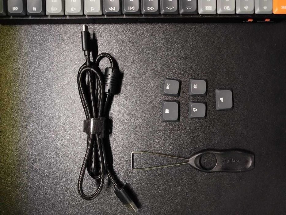 Tastatură Keychron K3 QMK V3 (RGB) mecanica, 75% layout, wireless