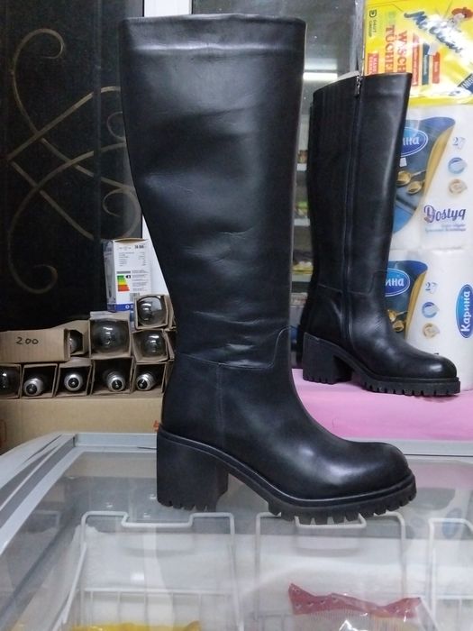 Продам сапоги женские