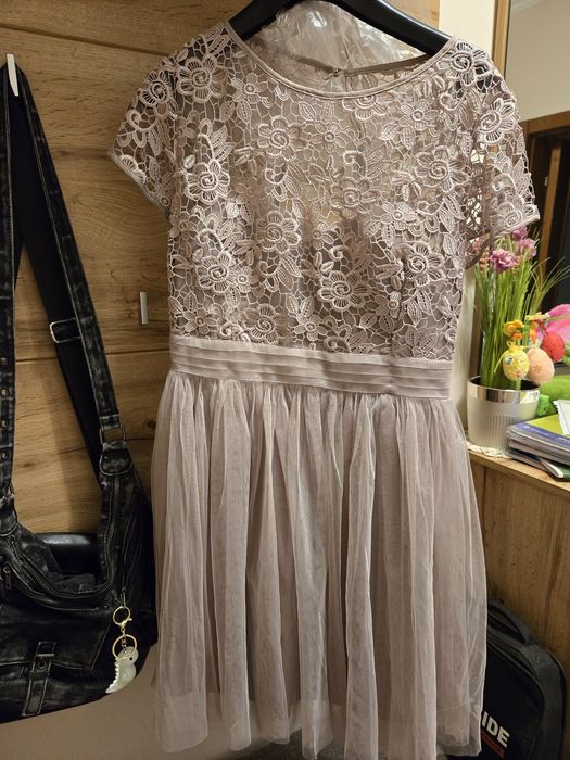 Рокли за повод няколко