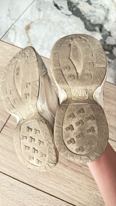 Кроссовки зара 34 размер