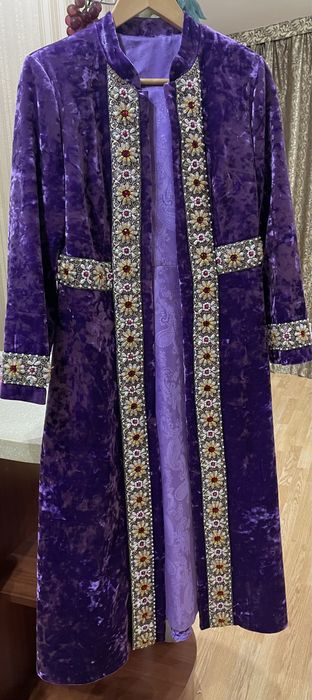 Бешпет  жаңадан тігілген, өлшемі 46.