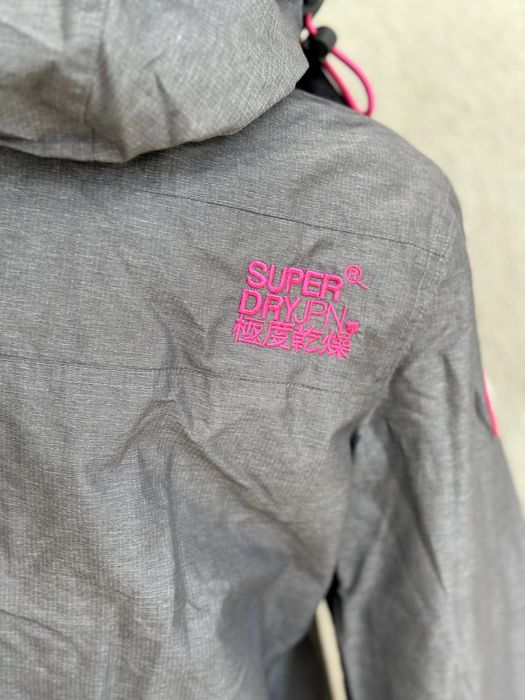 Дамско яке / ветровка SuperDry (Windcheater) - размер L, Отлично състояние