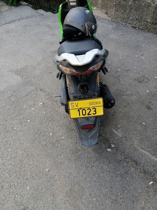 Vand scuter kimco super 8