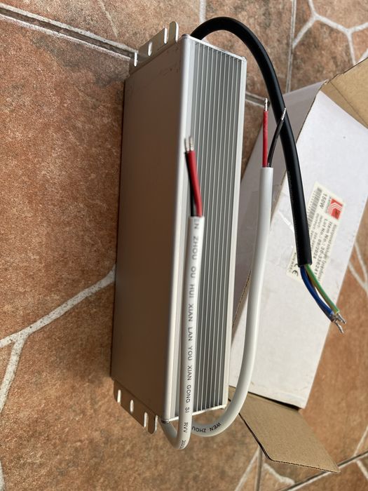 Sursa de alimentare LUMEN IP67 de 150W (24V DC-6,25A)