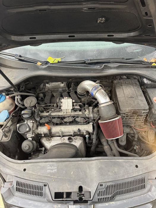 Продавам Голф 5 1.6 FSI 115кс. на ЧАСТИ Имам над 18 Голфа на ЧАСТИ