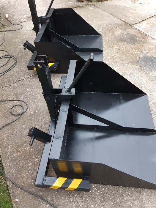 Кофа гребло за трактор