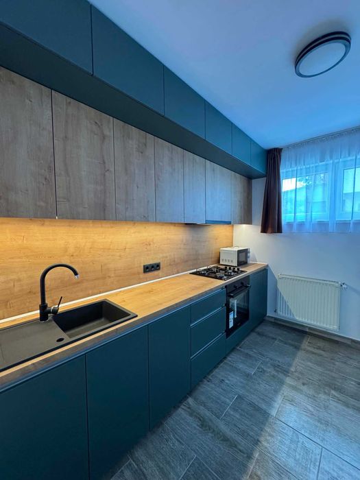 Camere cu băi private și apartament de închiriat în 7 Noiembrie, la 10 minute de UMF