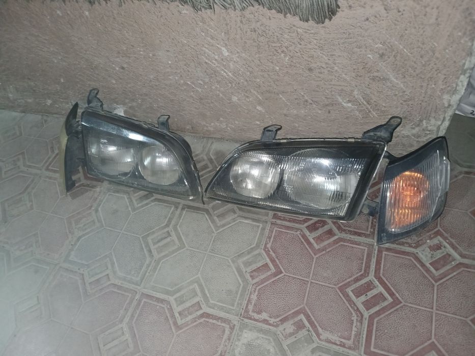 Фары на ипсум...