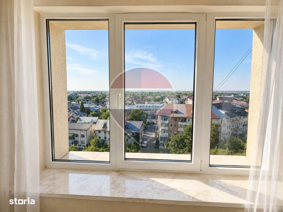 Apartament 4 camere de vanzare | Blocul turn / Radauti — fotografia 1