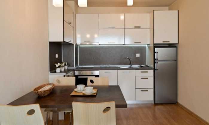 Дава се под наем Двустаен апартамент в София, Център - 74 кв.м за 550 € - Снимка #3