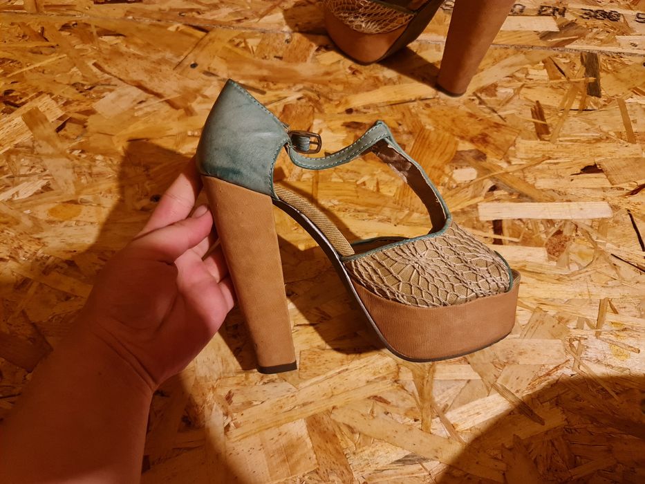 Sandale de vara cu toc mărimea 36