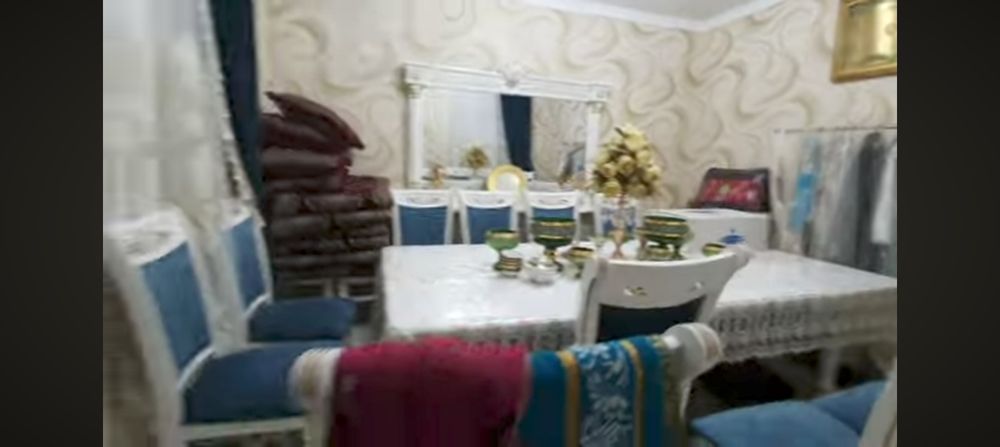 Hovli uy srochni sotiladi