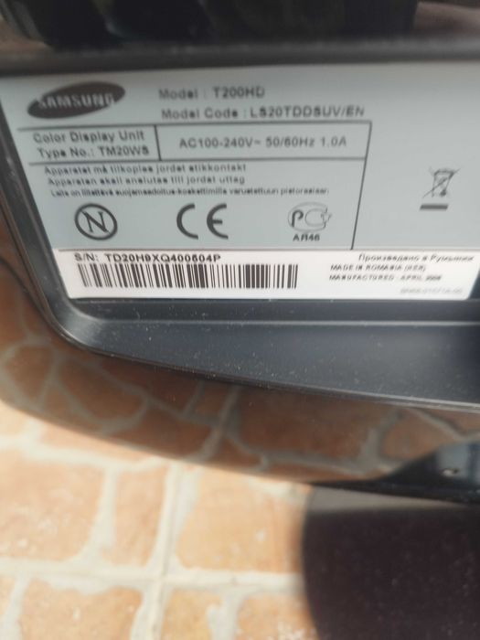 Продавам  монитор Samsung T200HD