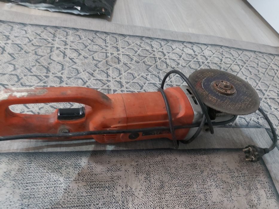 Болгарка продаётся