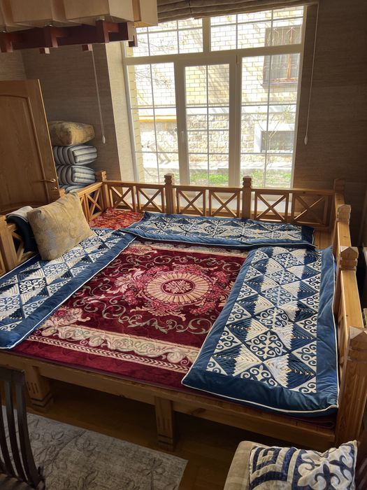 Топчан деревянный