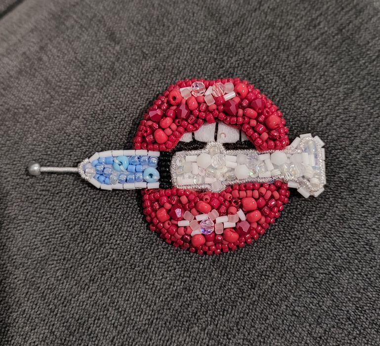 Brose handmade/ Martisoare