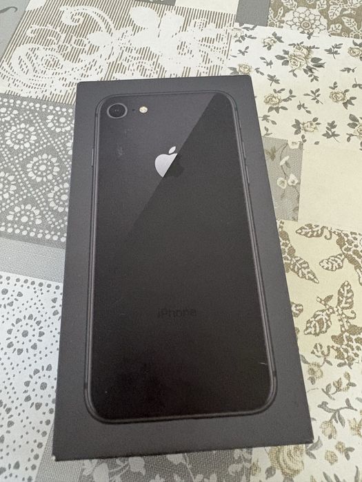 iphone 8 black продам