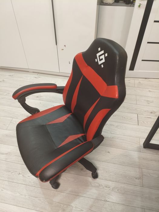 Компьютерное кресло