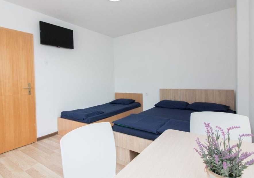 Дава се под наем Двустаен апартамент в Пловдив, Каменица 1 - 70 кв.м за 278.97 € - Снимка #1