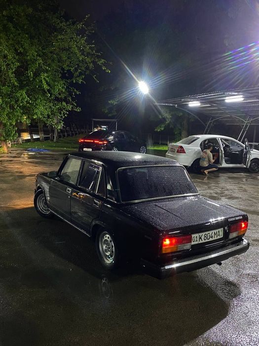 Vaz 2107 qora GBO