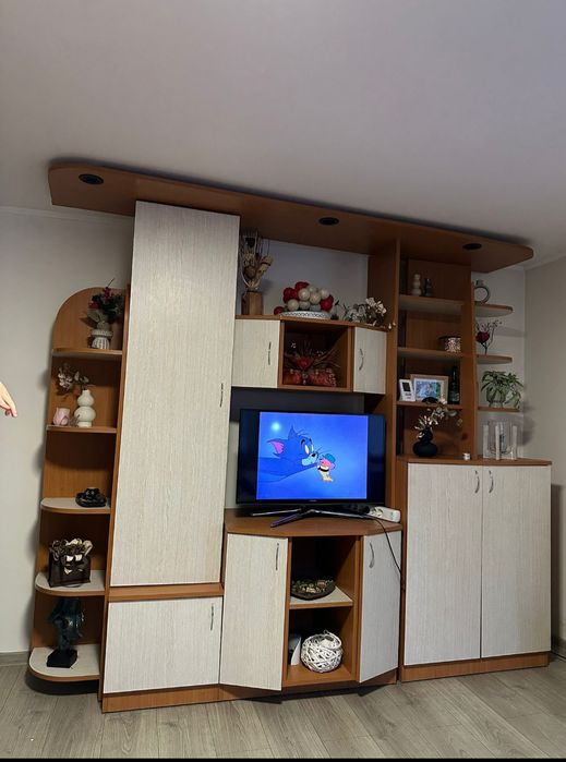 Mobila living  in bej,gri,și cireș