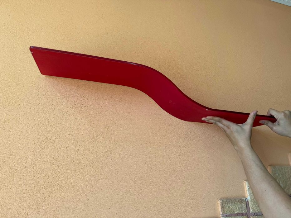 Дизайнерская полка для стены